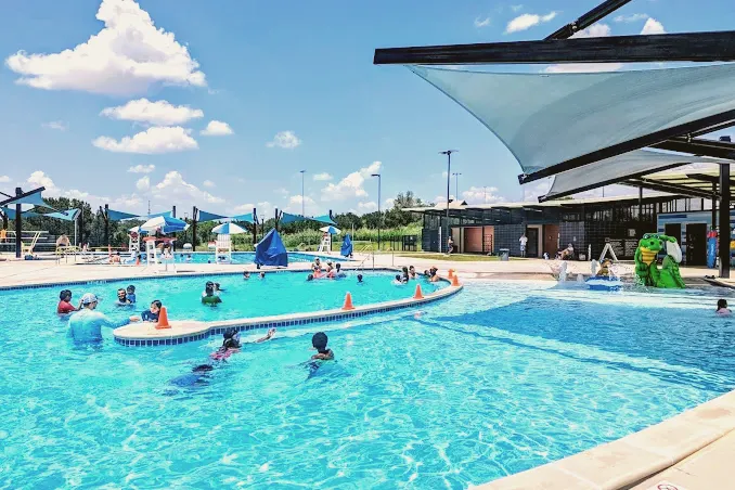 Colony Park Pool