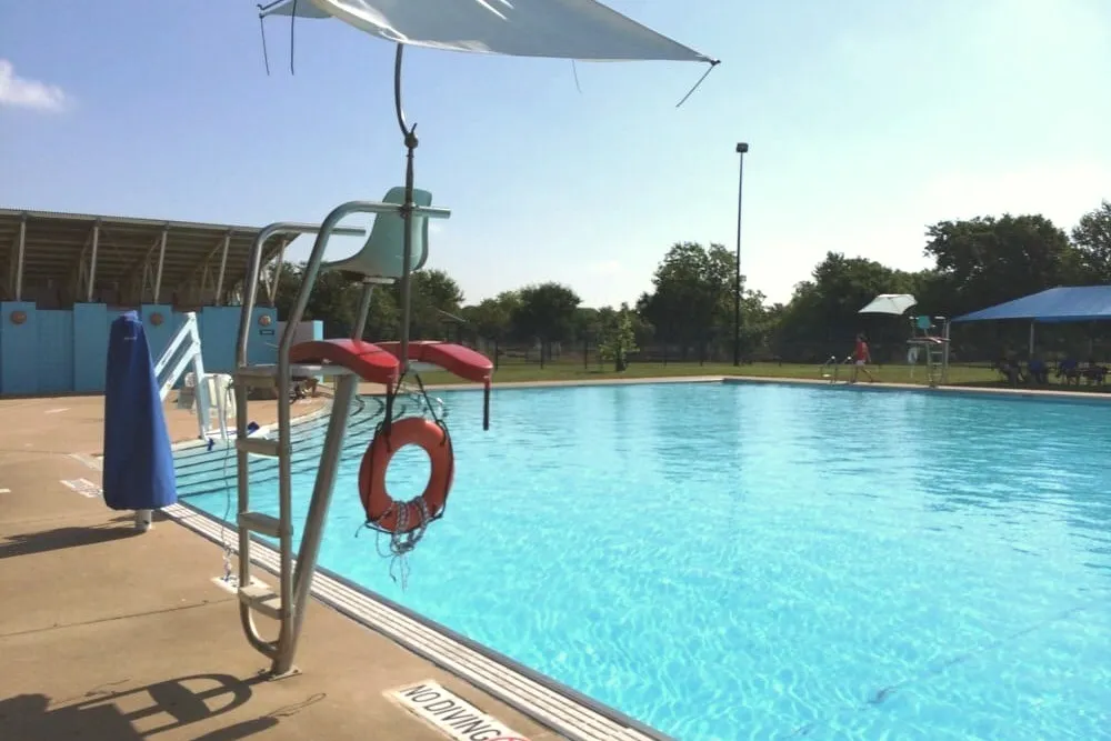 Dove Springs Pool