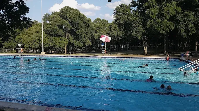 Garrison Pool