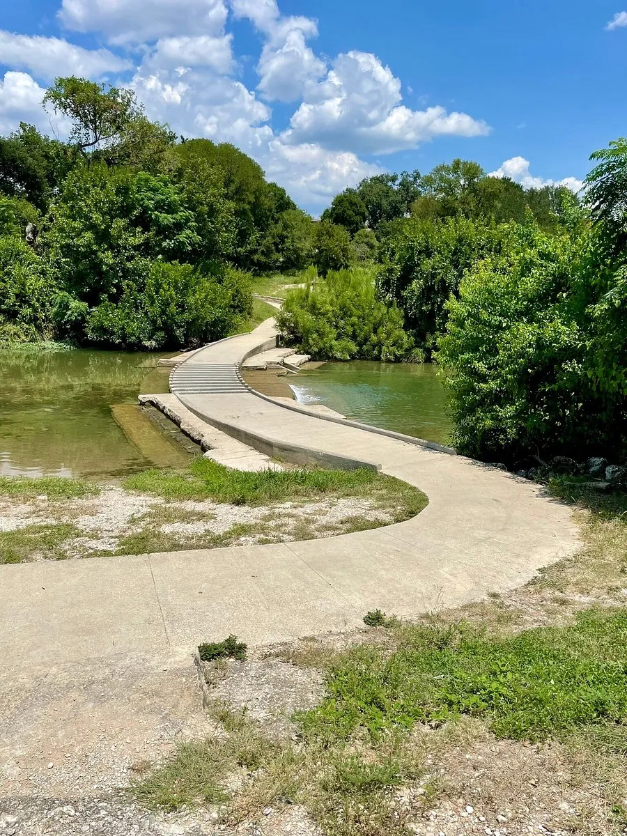Blue Hole (Georgetown)