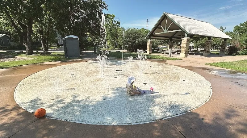 Chestnut Splash Pad