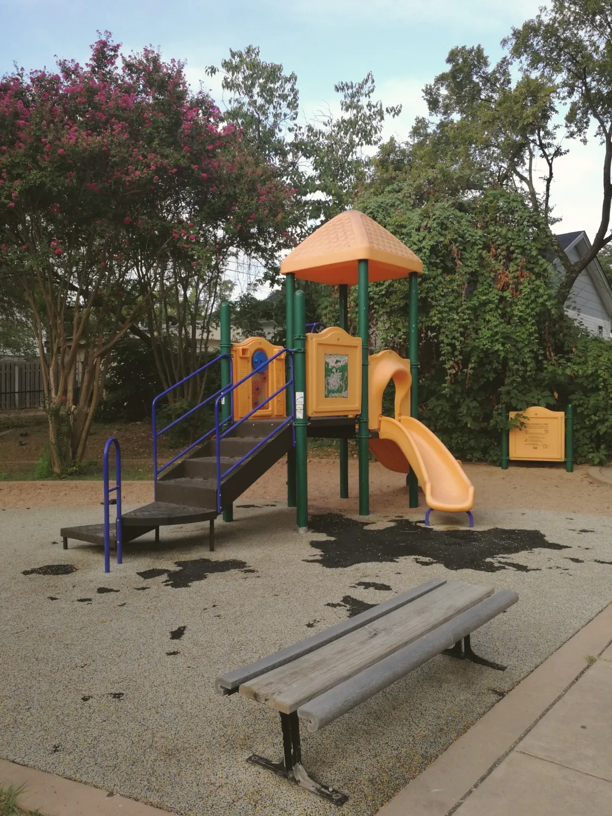 Chestnut Splash Pad